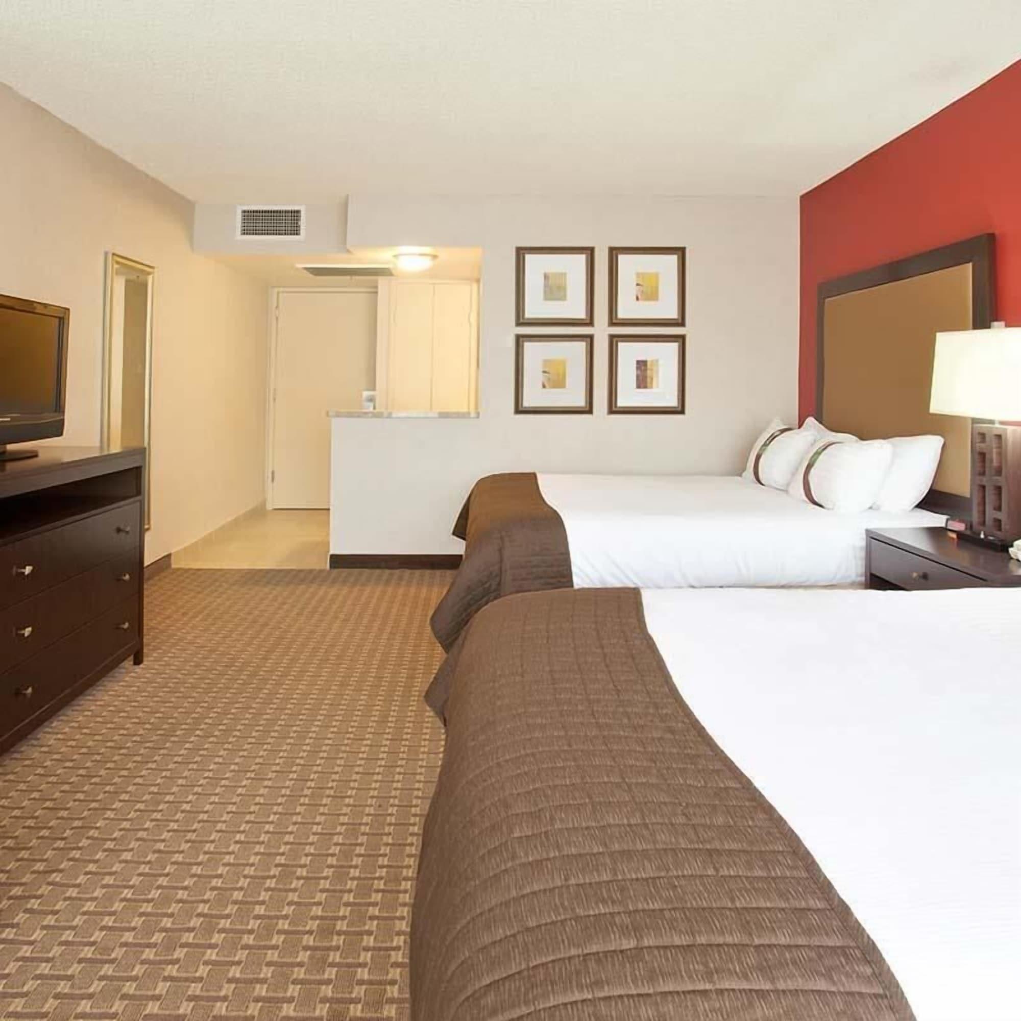 Holiday Inn Express & Suites Phoenix - Midtown, An Ihg Hotel Exterior photo